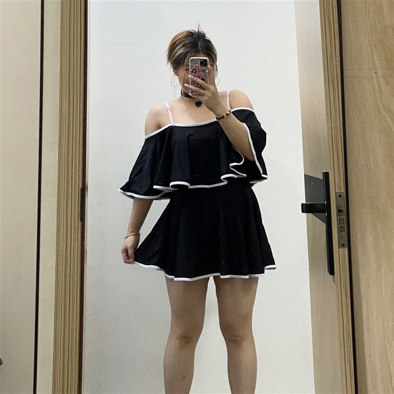 大码泳衣 女200斤可穿显瘦遮肉荷叶边连体平角裤钢托温泉度假泳装