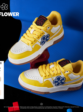 We Flower小花鞋2025明星同款百搭国潮休闲板鞋防滑耐磨运动鞋