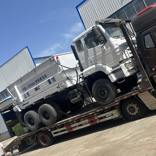 撒布机 自走式白灰粉料撒布车 工程自走式铺灰机 撒料均匀