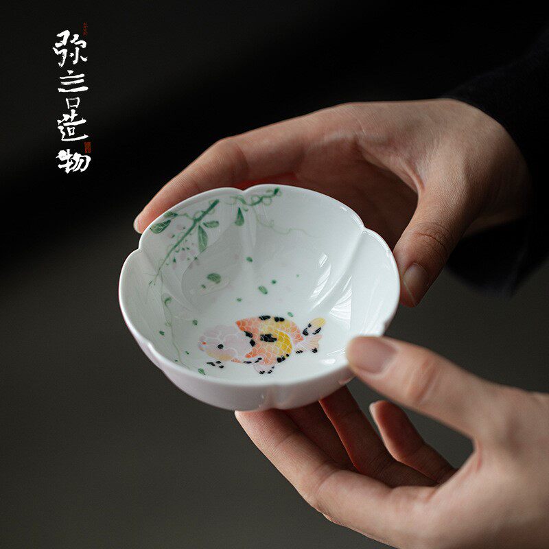 弥言手工白瓷茶杯手绘金鱼品茗杯家用大号主人杯花口创意单杯日式