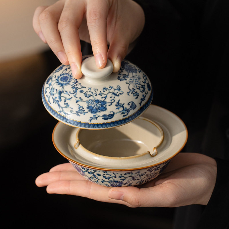 汝窑青花缠枝莲陶瓷烟灰缸家用客厅带盖防飞烟缸感中式装饰品