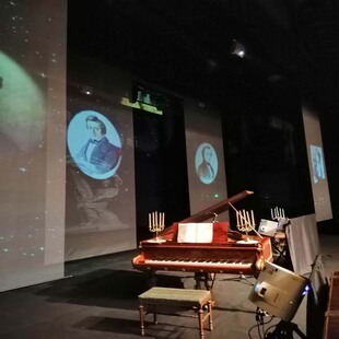 直供3D升降电动投影纱幕全息纱幕婚礼户外电动纱幕投影批发