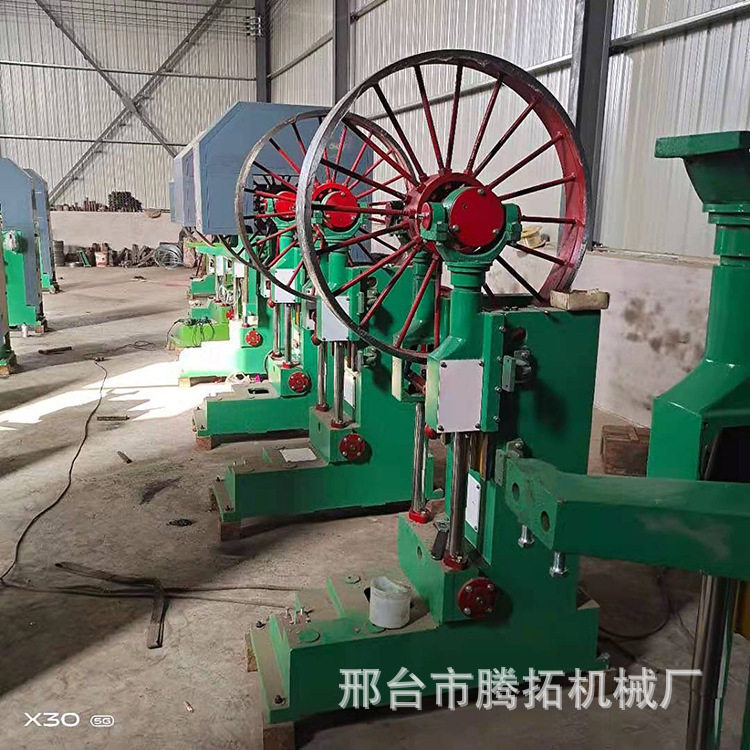 大型木工锯机全自动跑车开料机立式卧式数控锯木开板机木工带锯机