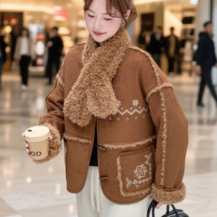 麂皮绒皮毛一体外套女装2025冬季新款羊羔毛时尚加厚短款外套上衣