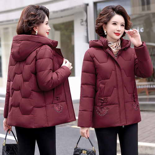 妈妈冬装羽绒棉服大码加厚2025中老年女装时尚棉衣短款加绒棉袄女