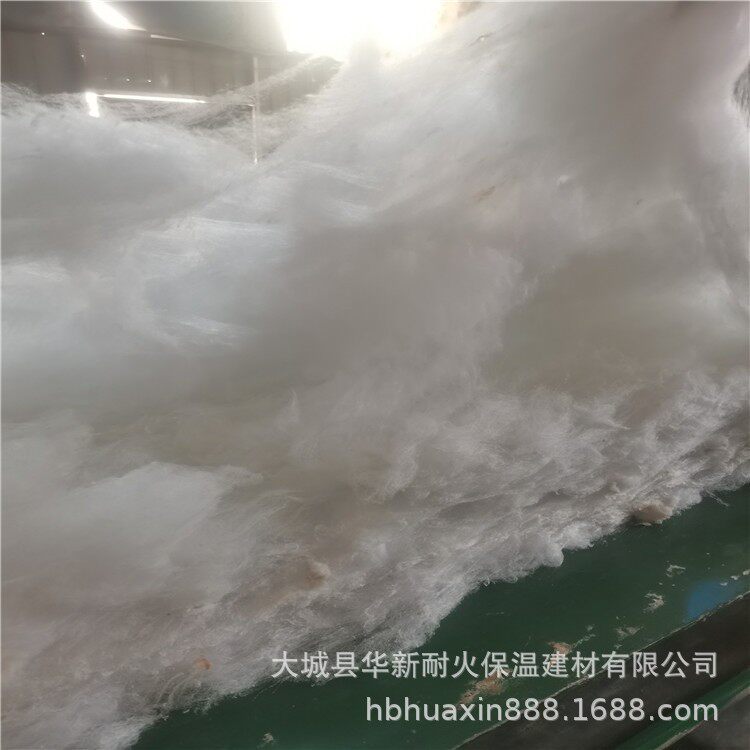厂家供应耐火纤维棉陶瓷纤维散棉设备锅炉保温棉大量优惠