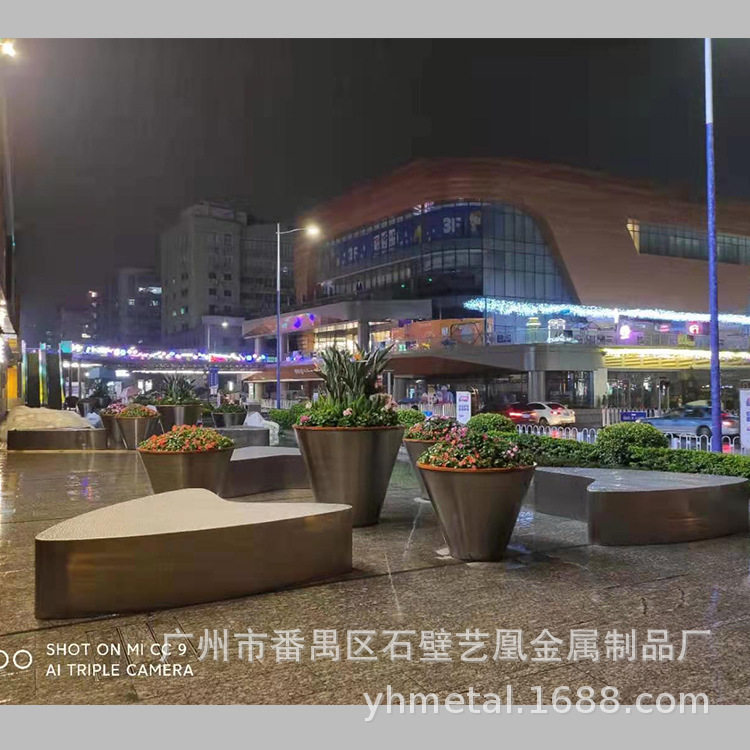 广东不锈钢花盆座椅工厂供应广场桃心休闲坐凳带的组合落地式花卉