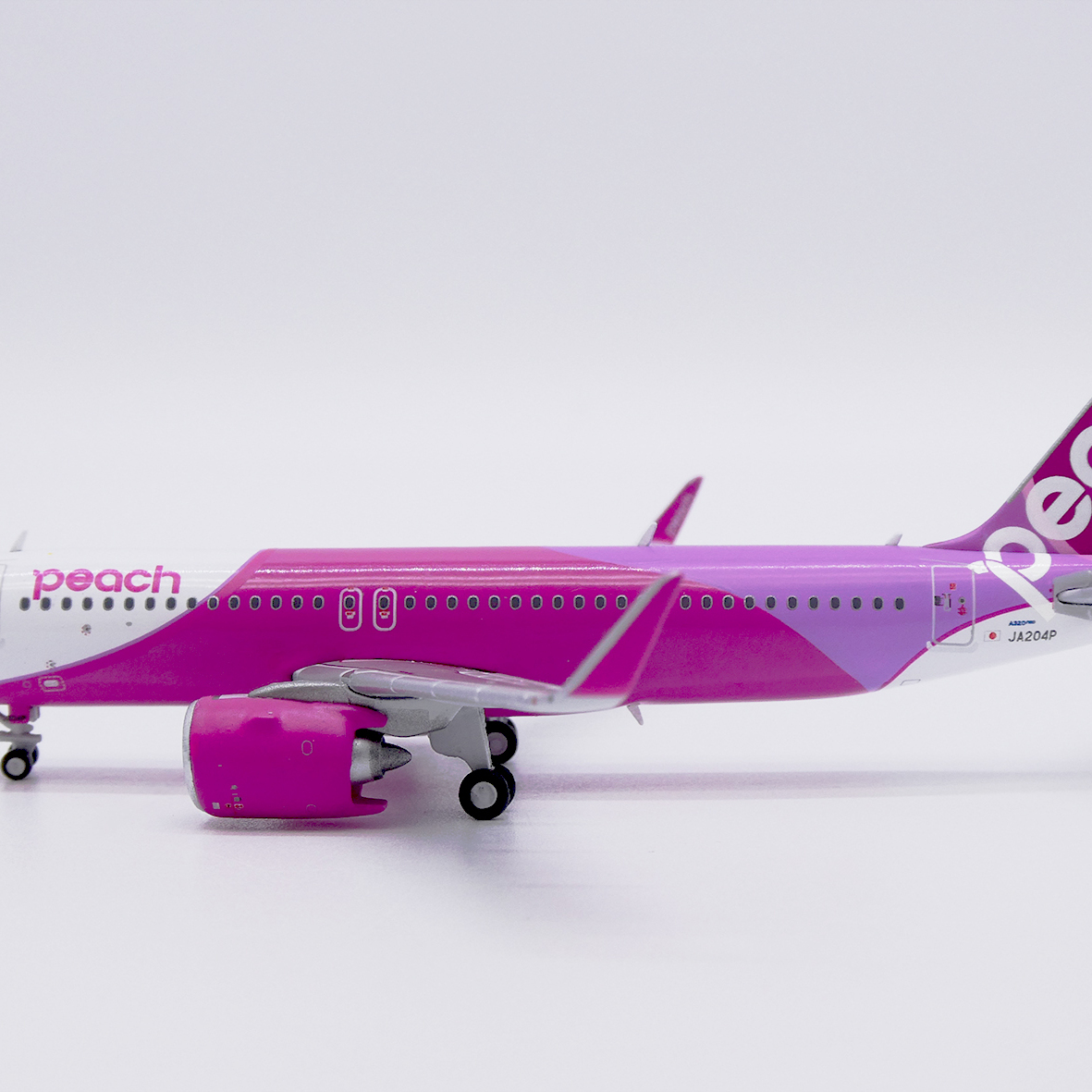 JC wings EW432N006 1:400 乐桃航空 A320neo JA204P 合金飞机