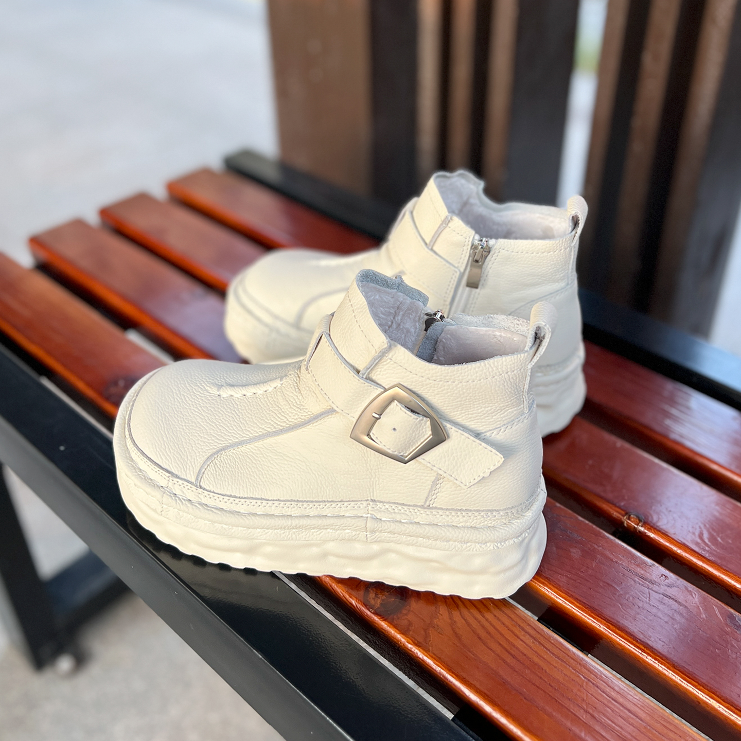 冬季加绒短靴女真皮厚底棉鞋子