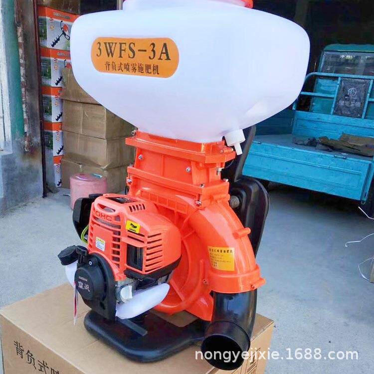 农用后背汽油施肥喷雾器稻田撒肥播种器多用途橡胶树杀虫喷粉