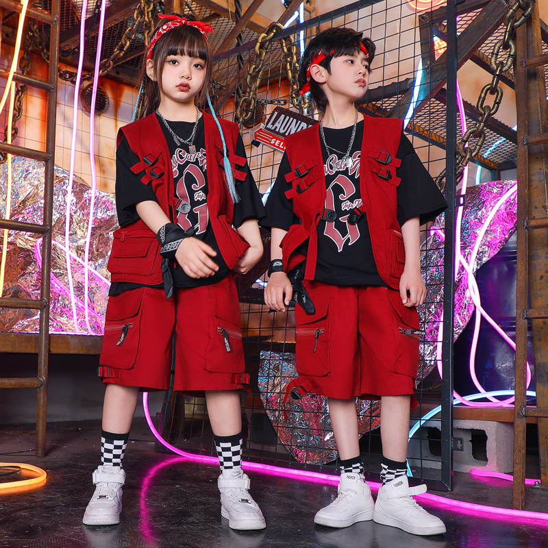 速发少儿街舞潮服男孩出ip子op嘻哈套装孩爵士舞演h服架h鼓表演服