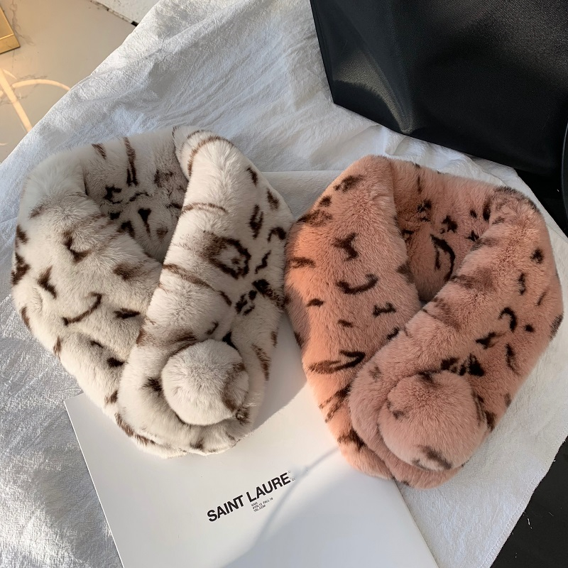 秋冬新款整皮獭兔毛围脖t韩版百搭加厚保暖皮草围巾真毛绒脖套女