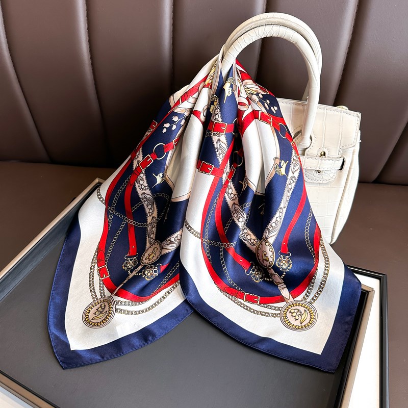 真丝桑蚕丝c小方巾丝巾女春秋夏季围巾职业装搭配衬衫护颈围脖子5