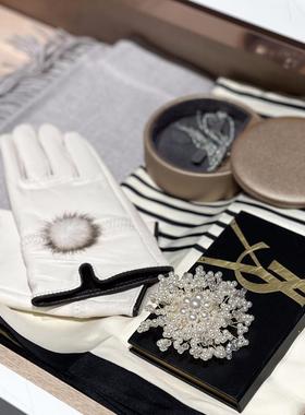 MOON慕空间样板房衣帽间抽屉围巾手套摆件软装全屋定制装饰品道具