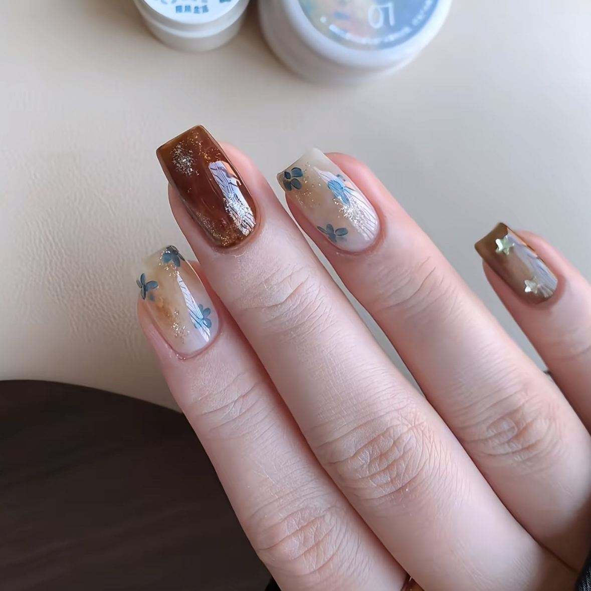 秋冬蓝花晕染撞色氛围感穿戴甲片