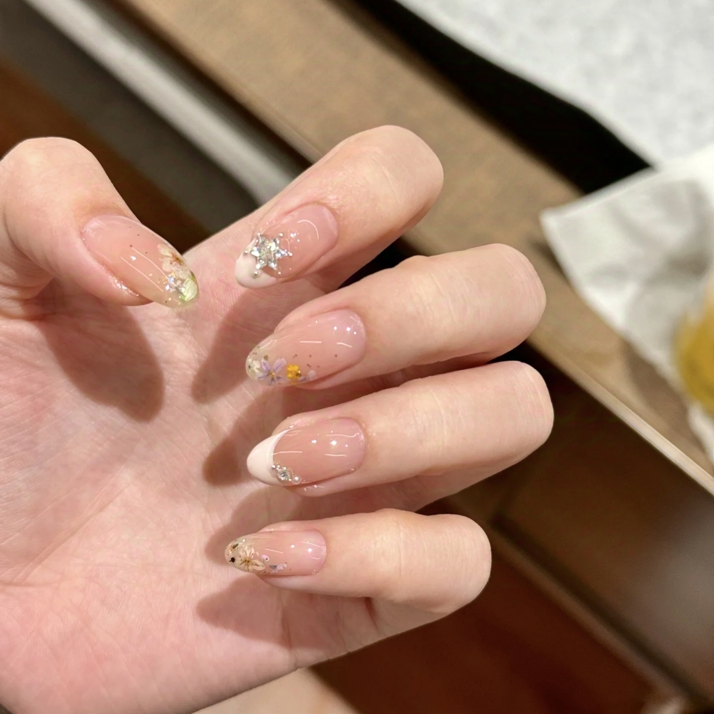 法式夏日风情纯手工穿戴甲