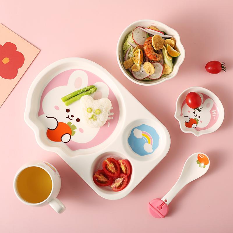 直销新款陶瓷餐具套装可爱兔子儿童餐盘一人份杯碗创意分格盘早餐