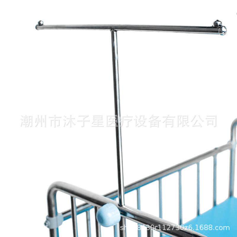 直销新款不锈钢婴儿床拼接大床新生儿多功能摇篮无漆bb宝宝床可移