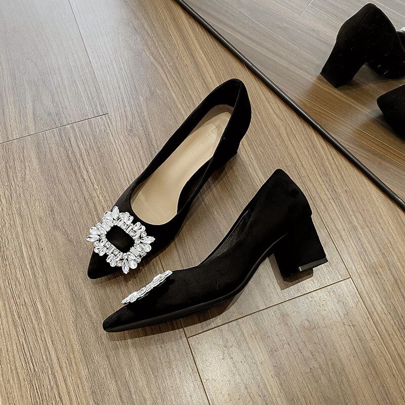 水钻方扣单d鞋女粗跟2025新款春季黑色绒面软底气质职业尖头高跟