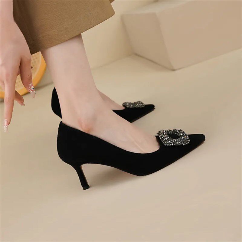 黑色高跟鞋女2024春季新款细y跟水钻扣绒面不累脚气质尖头方扣单