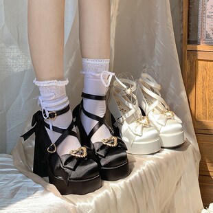 【现货】b慕斯之心芝士芒芒物语防水台绸缎甜美粗跟玛丽爱心高跟