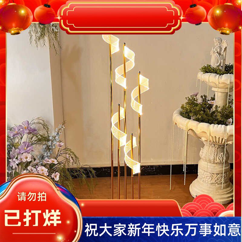 2024新款婚庆婚礼道具金色飘带S型曲线路引灯舞台婚礼堂装饰摆件