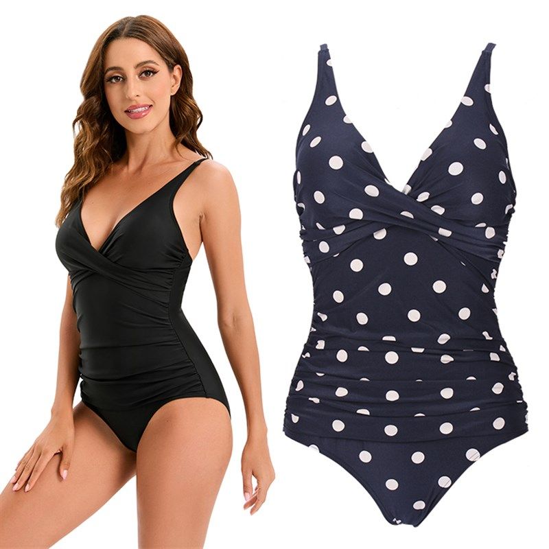 三角连体褶皱泳衣女士大码高级感遮肚显瘦海边沙滩胖妹妹泳装双肩