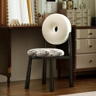 网红化妆椅女生卧室衣帽间化妆凳家用甜甜圈梳妆台椅子顾客美甲椅