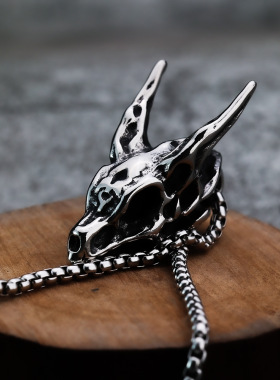 狂饰风骷髅龙项链男款暗黑囚徒死亡之翼龙头吊坠哥特潮流毛衣链子