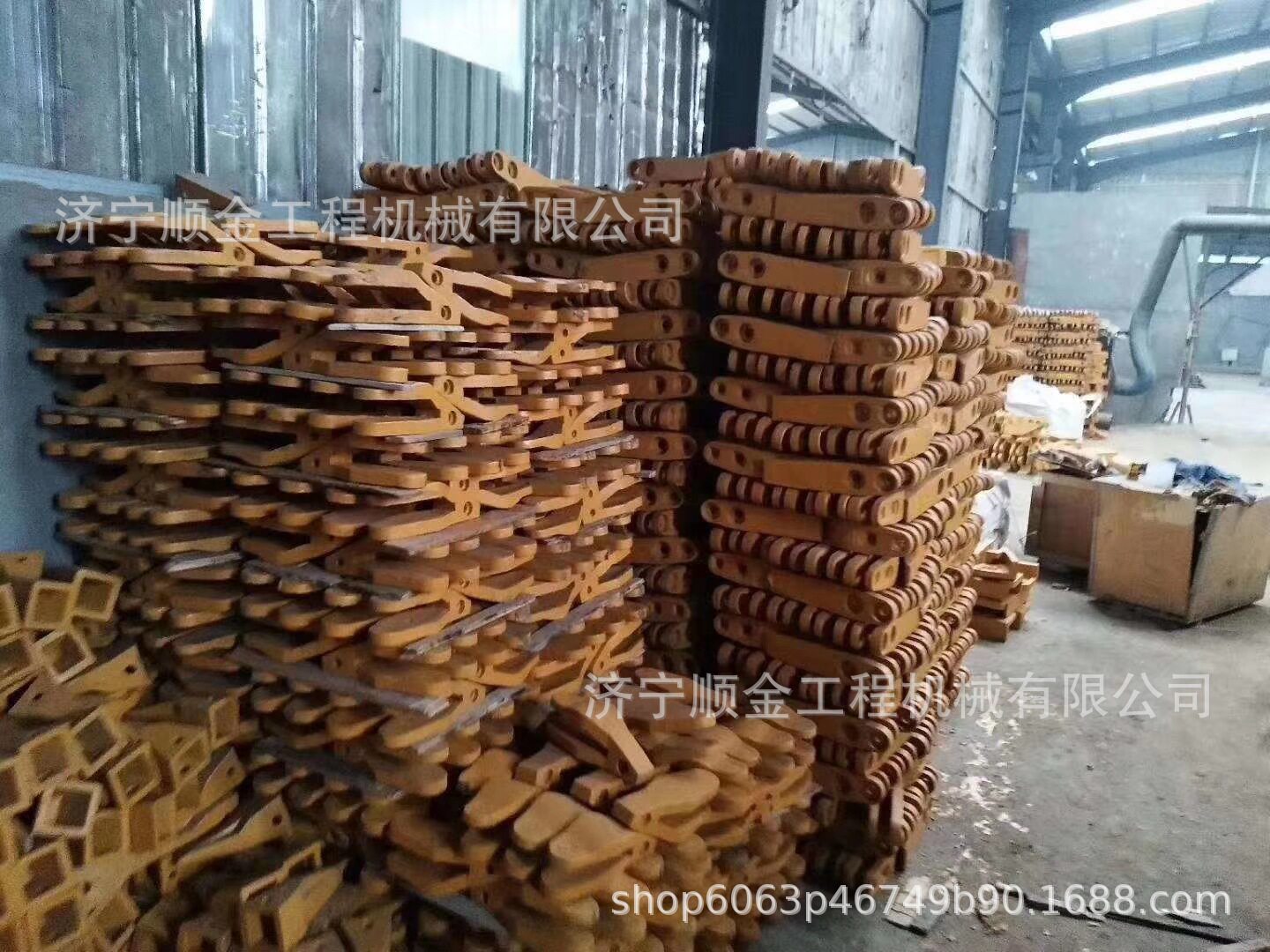 厂家热销成工装载机50E-3 40E-3斗齿 齿根 齿套 边齿装载机配件