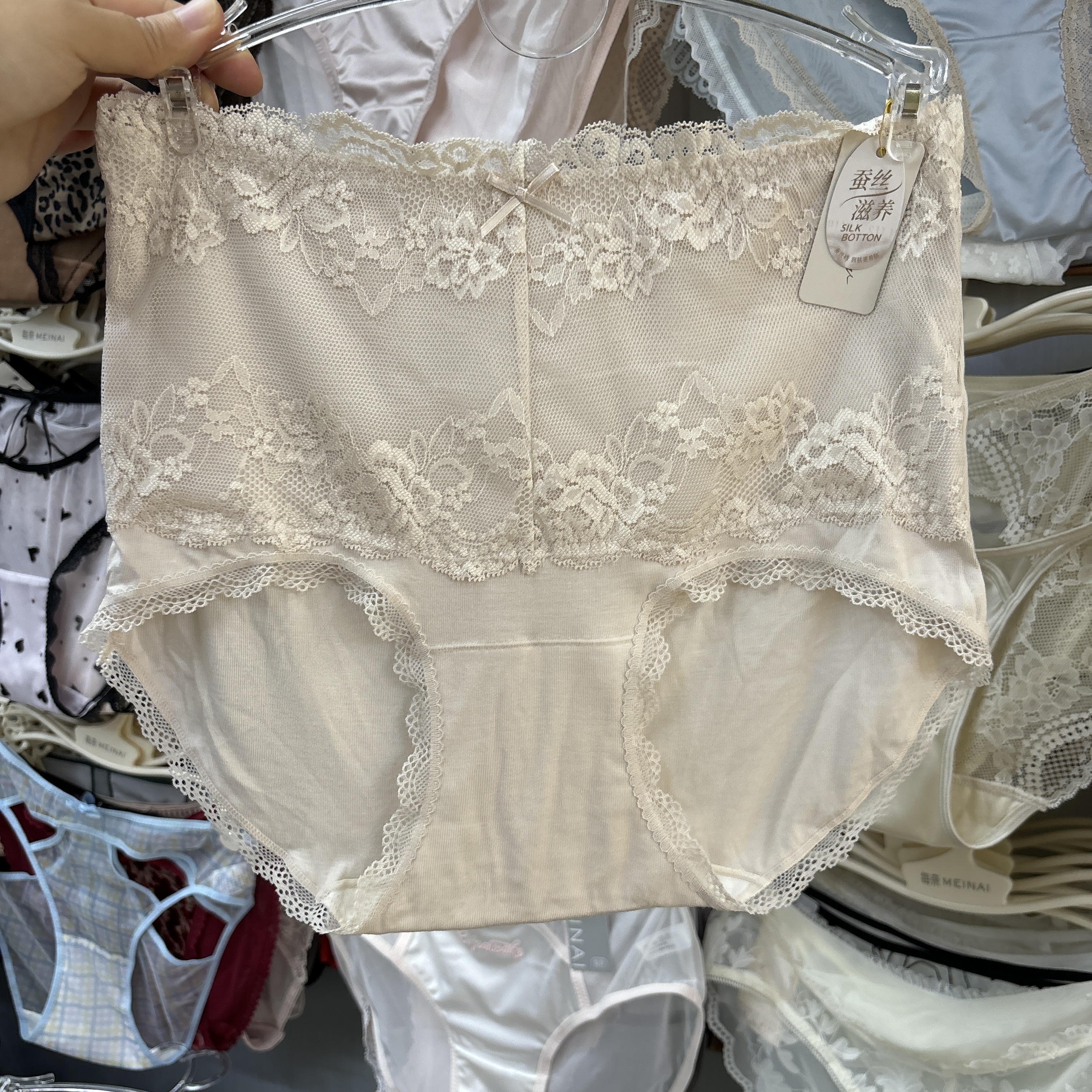 希凡朵80404内裤女中高腰蕾丝包臀舒适三角裤女士短裤