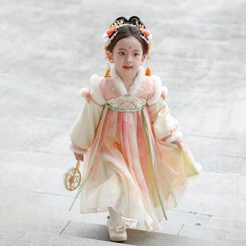 汉服女童秋冬季2024新款小女孩国风古装儿童古风超仙加绒厚拜年服