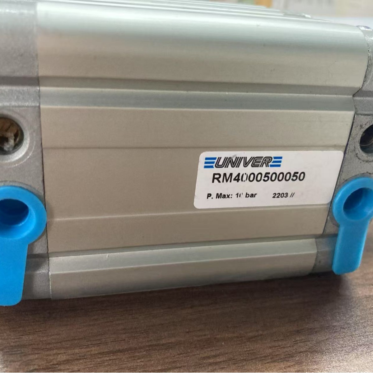 现货！UNIVER RM4000500050 气缸 CM-9620 滑阀 CL-9342A 阀门