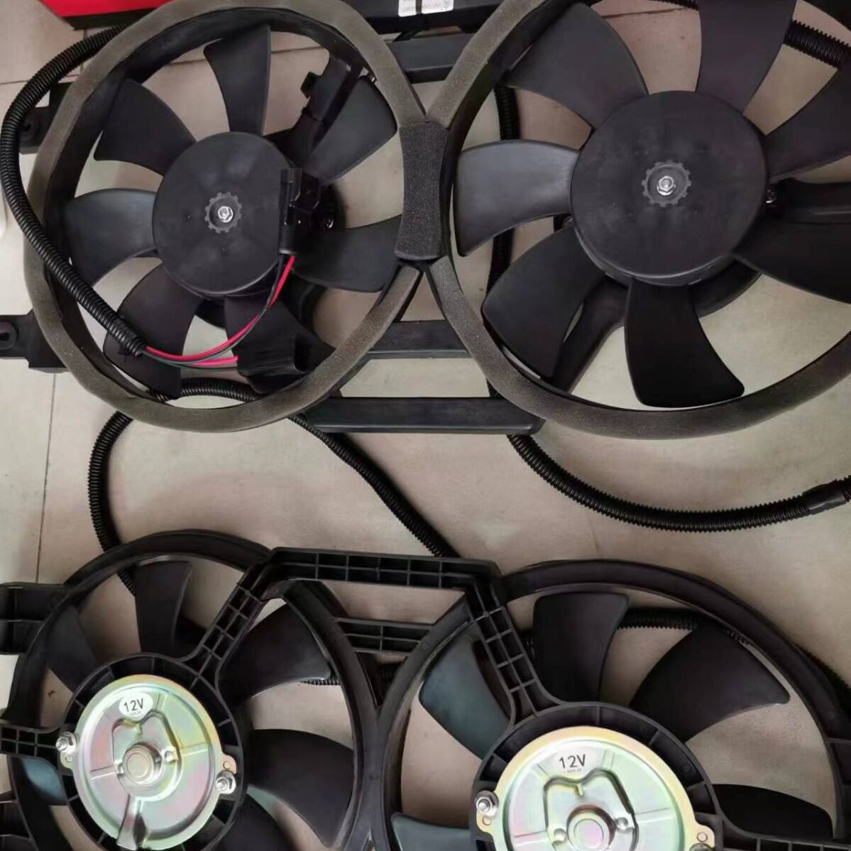 依维柯货车冷凝器7叶电子扇