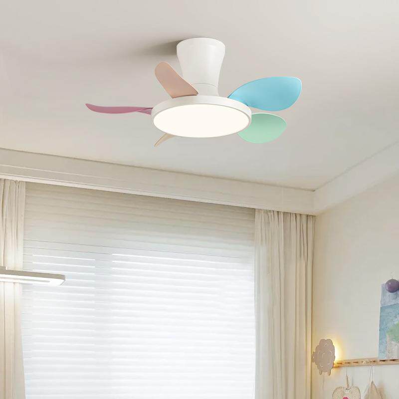 北欧后现代吊扇灯时尚简约餐厅卧室风扇灯个性创意儿童房带灯风扇