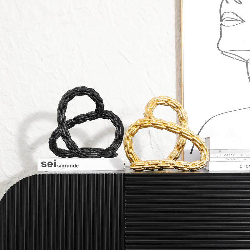 创意几何艺术锁链摆件高级感开放格电视柜客厅家居装饰摆件工艺品