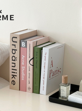 速发装众假书英文书小饰书粉色软装桌志杂面装饰摆件摄影道具