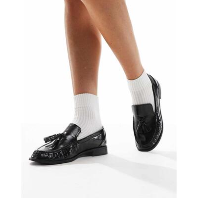 London Rebel 女士 乐福鞋 Sadie detailing 褶边流苏漆皮黑色