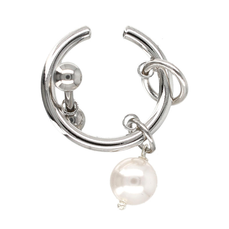 Justine Clenquet 女士 FW25 耳环 Betsy 珍珠全耳式耳环