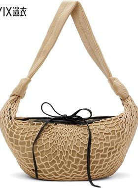 Lemaire 女款米色 Fortune Croissant Filt 单肩包 迷衣时尚