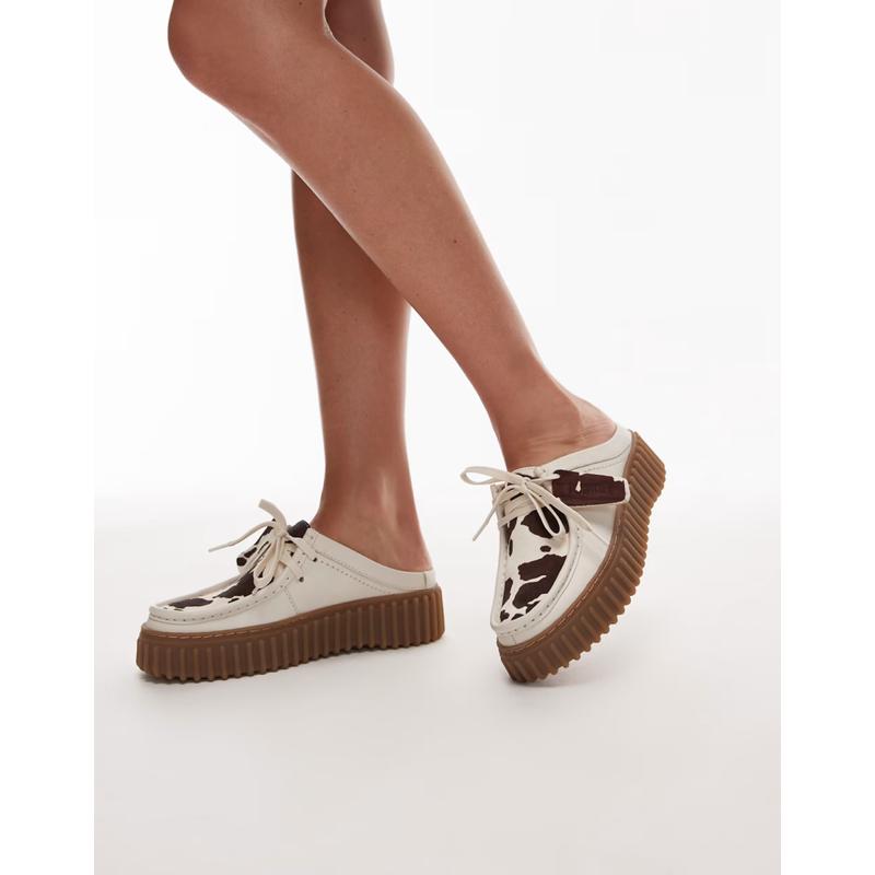 Clarks 女士 鞋靴 Torhill 印花绒面革凉拖(cow)