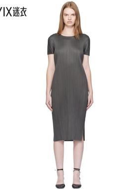 Pleats Please Issey Miyake 女款灰色 Monthly Colors June 连衣