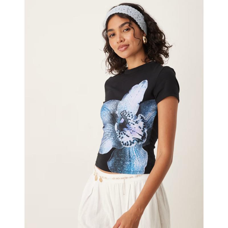 ASOS DESIGN 女士 T恤 设计花朵印花童趣T恤(黑色)