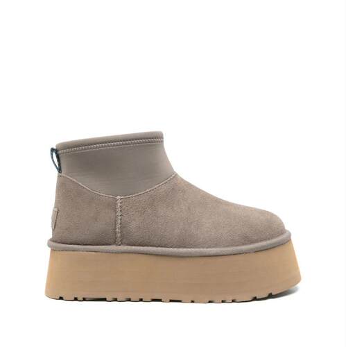 UGG Australia 女士 SS25 靴子 圆头短筒靴