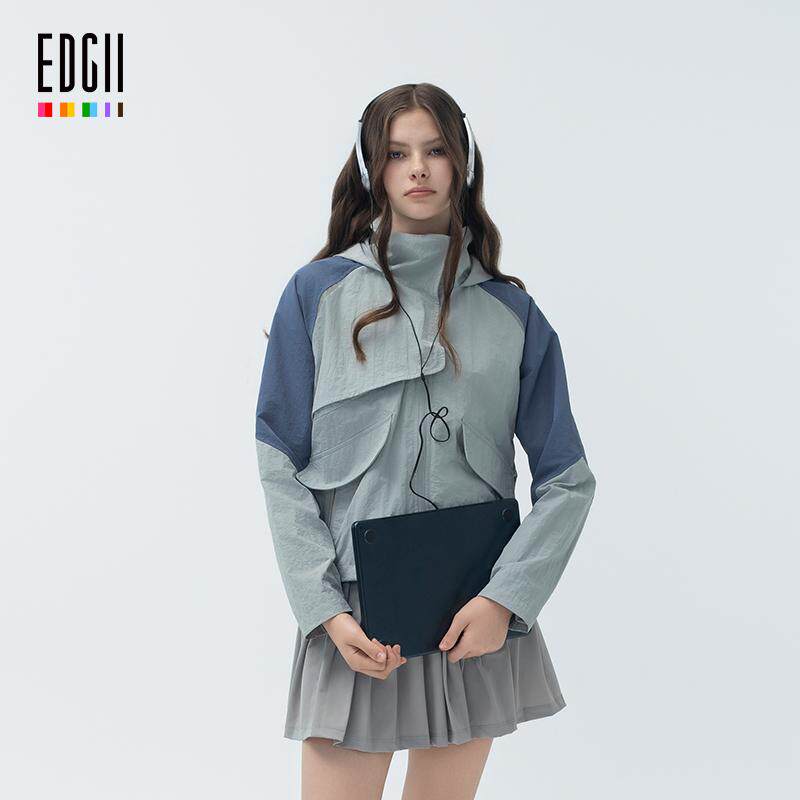 EDGII 秋冬新品拼色连帽运动外套女修身拉链防风休闲经典时尚