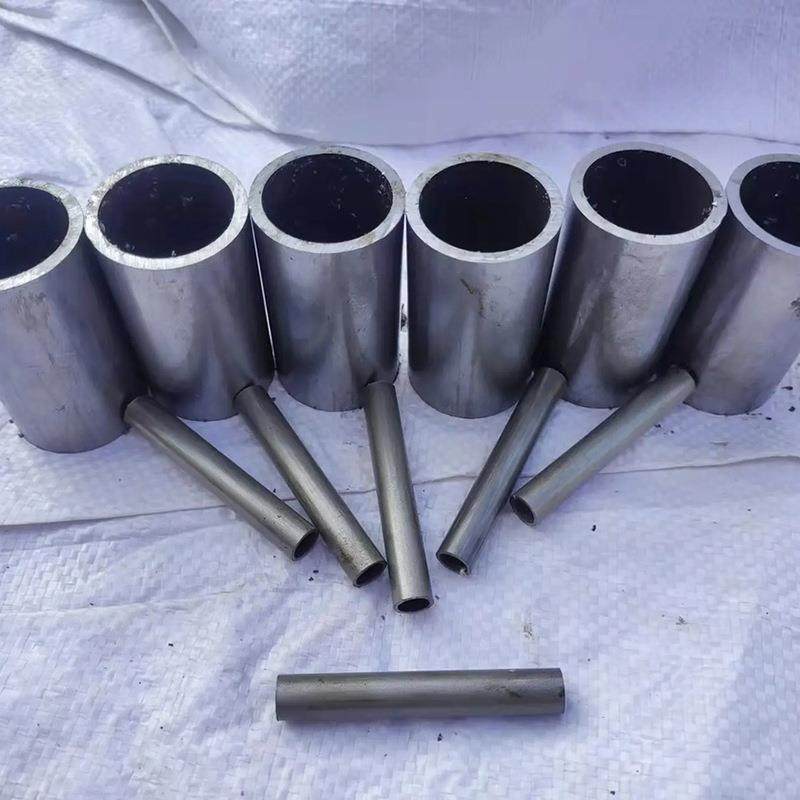 精密无缝钢管现货20*3自动切管机加工切割各种尺寸25*2精拉管