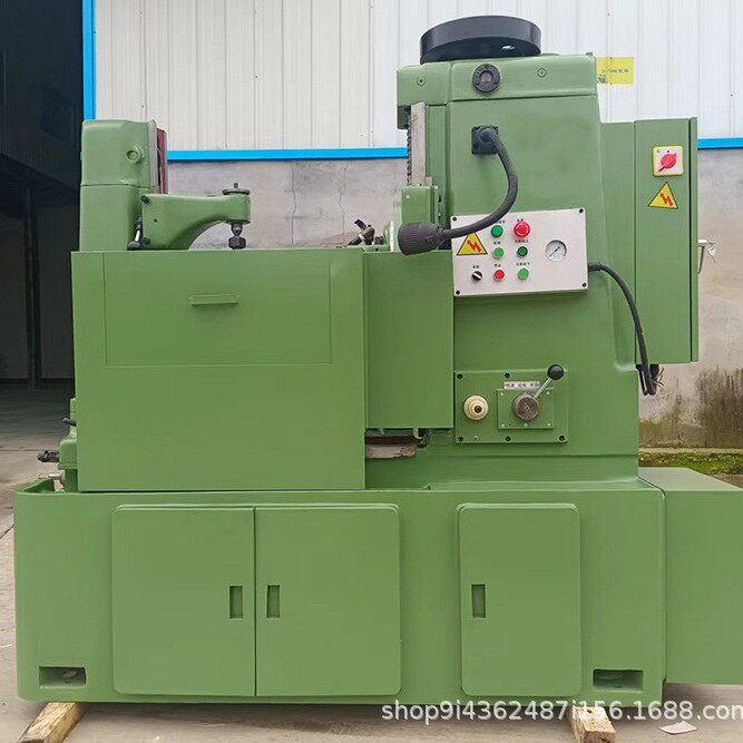 滚齿机 Y3150直齿斜齿锥齿齿轮加工半自动滚齿机厂家Y38-1滚齿机