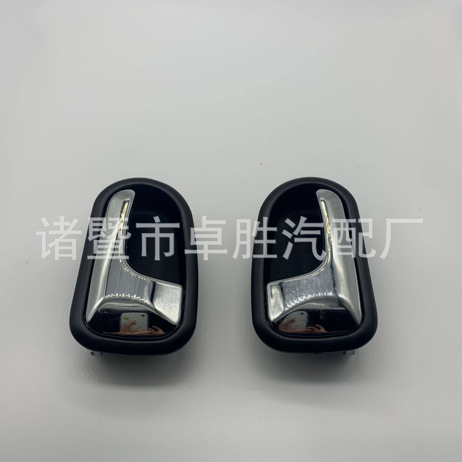 S54N-58-33065-A 适用于马自达323 车门拉手内扣手