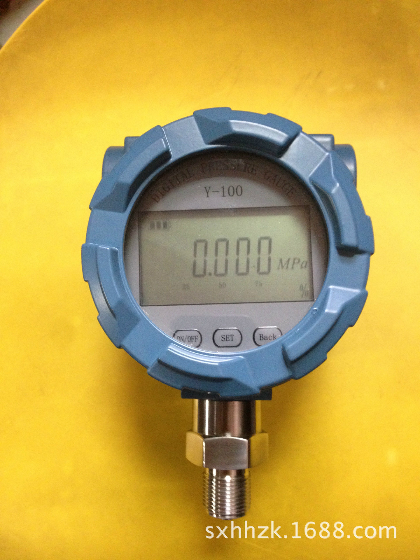 防爆液晶显示压力变送器。数显压力变送器4-2mA输出带背光显示