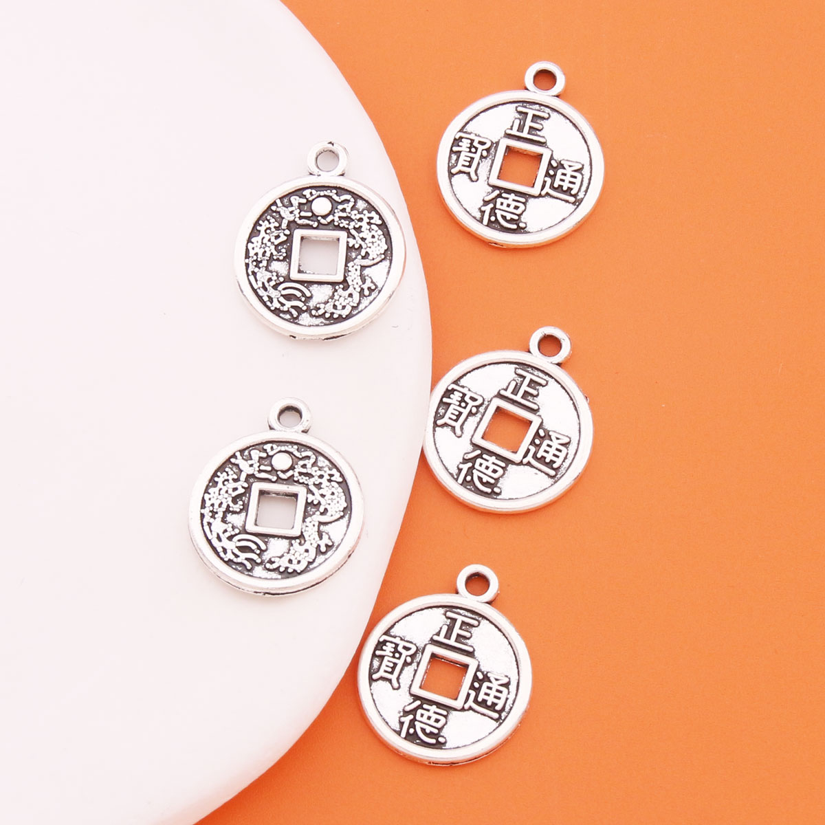 复古铜钱吊坠挂件古银配饰diy串珠饰品配件手工编织手链项链批发